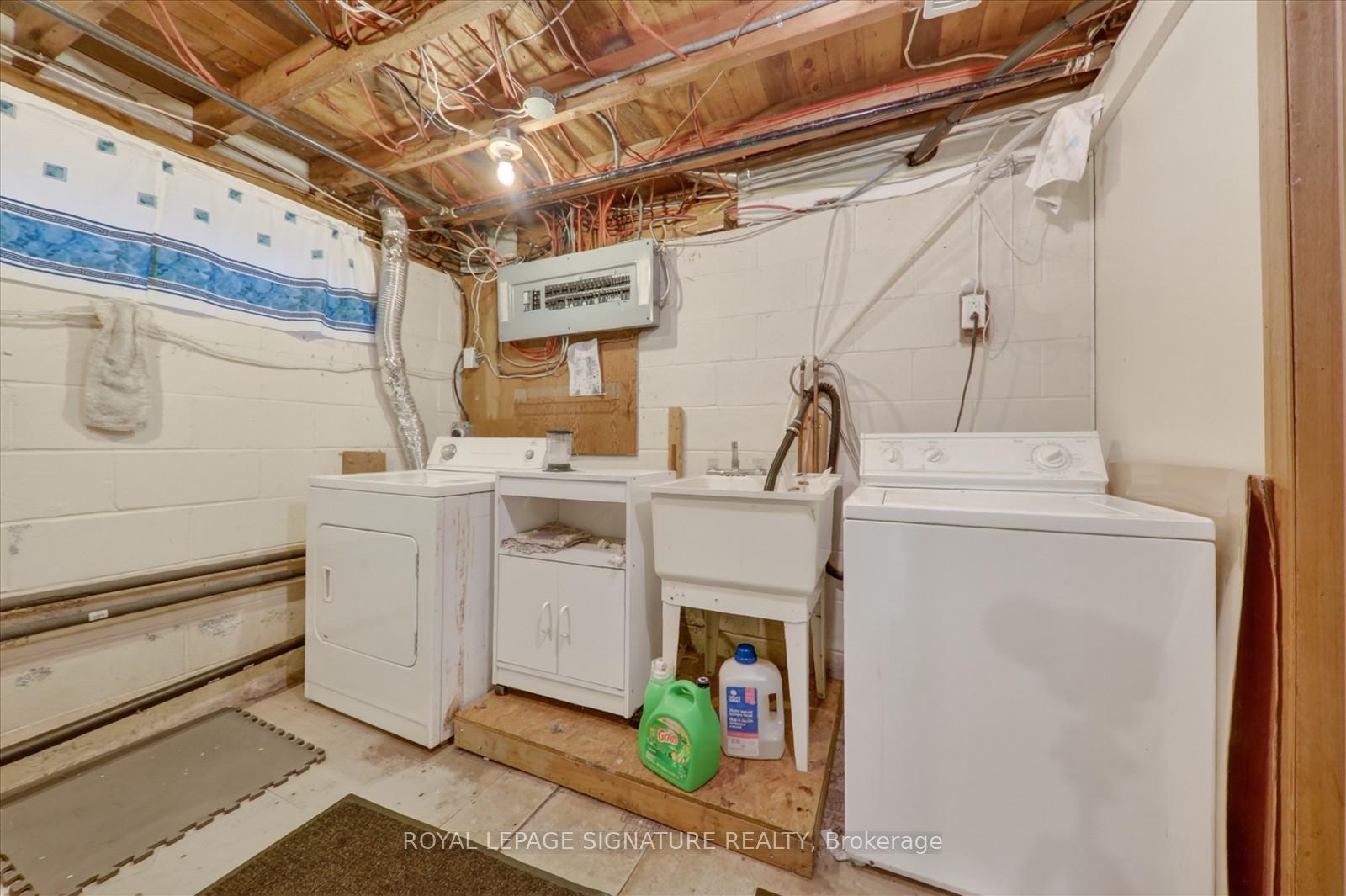 Photo 40 of 427 Mundys Bay Road, Midland — HOMEH