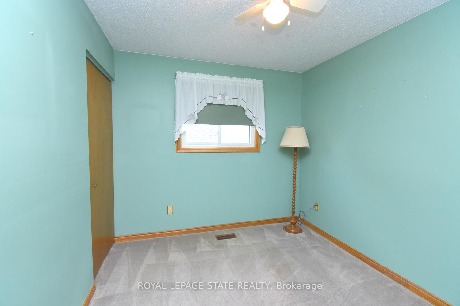 Photo 24 of 32 McMaster Drive, Haldimand — HOMEH