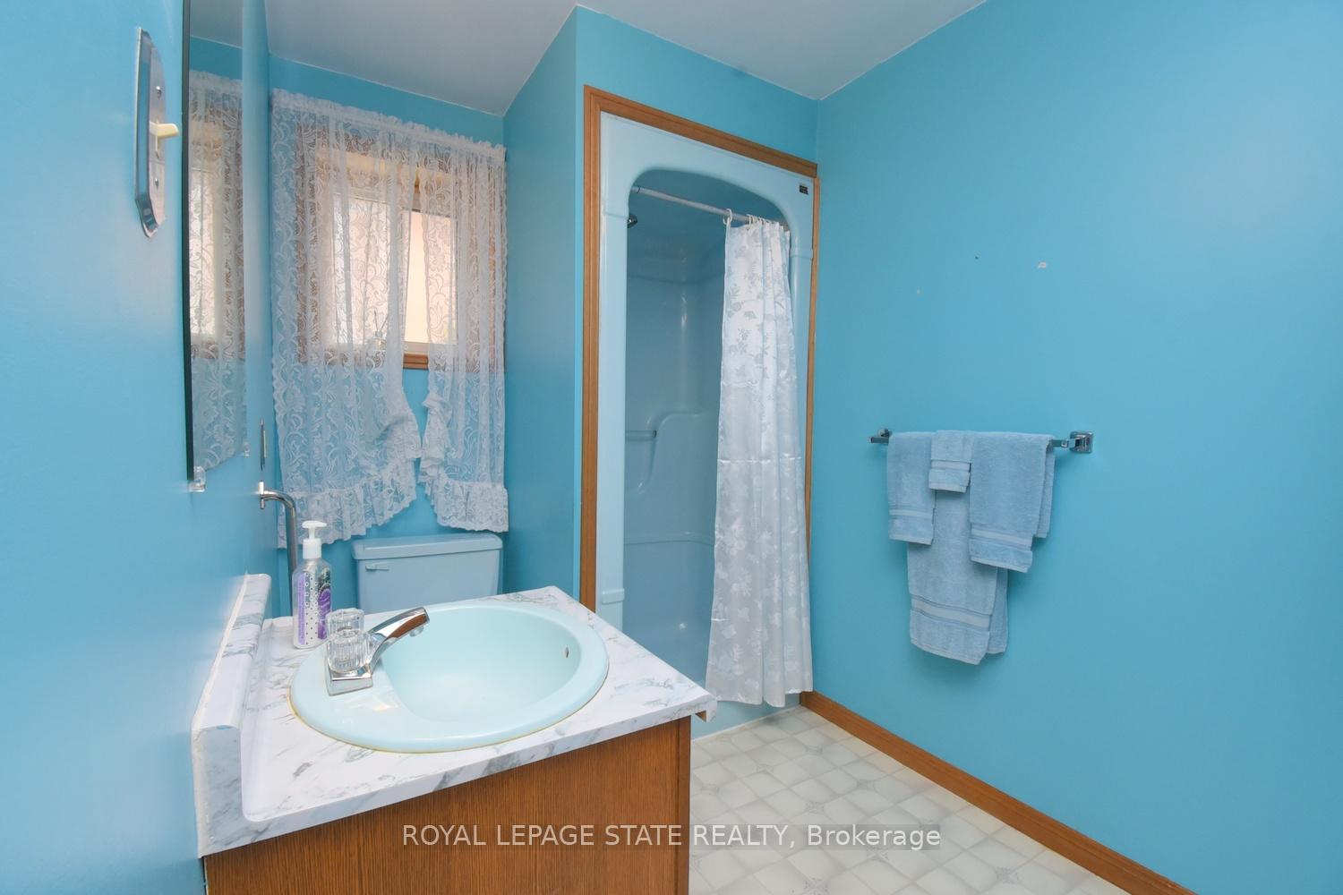 Photo 35 of 32 McMaster Drive, Haldimand — HOMEH