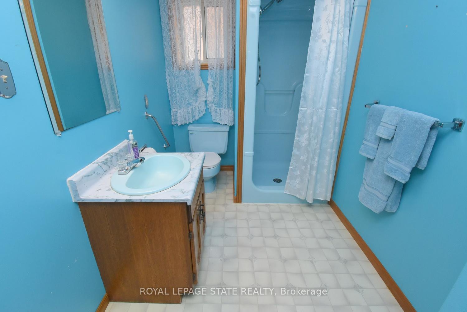Photo 36 of 32 McMaster Drive, Haldimand — HOMEH