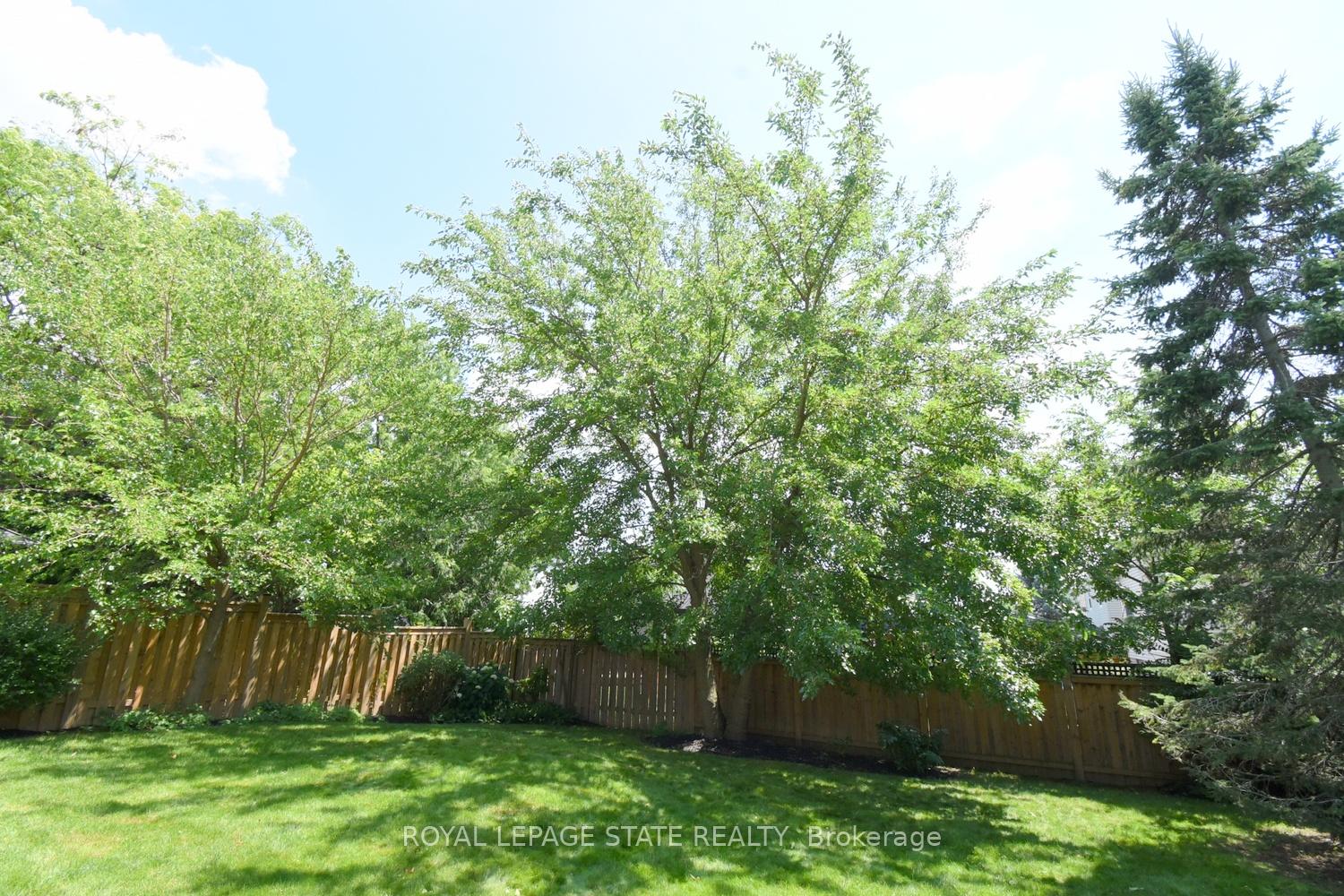 Photo 40 of 32 McMaster Drive, Haldimand — HOMEH