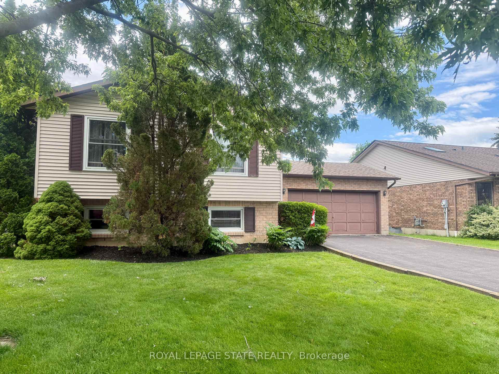 Photo 47 of 32 McMaster Drive, Haldimand — HOMEH