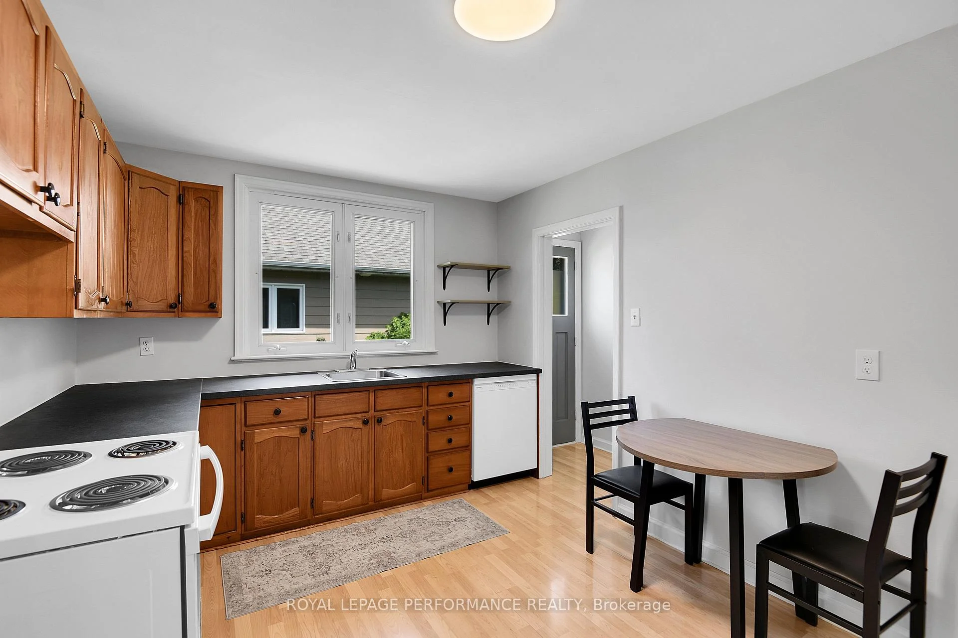 Photo 11 of 2243 Hillary Avenue, Ottawa, Alta Vista — HOMEH