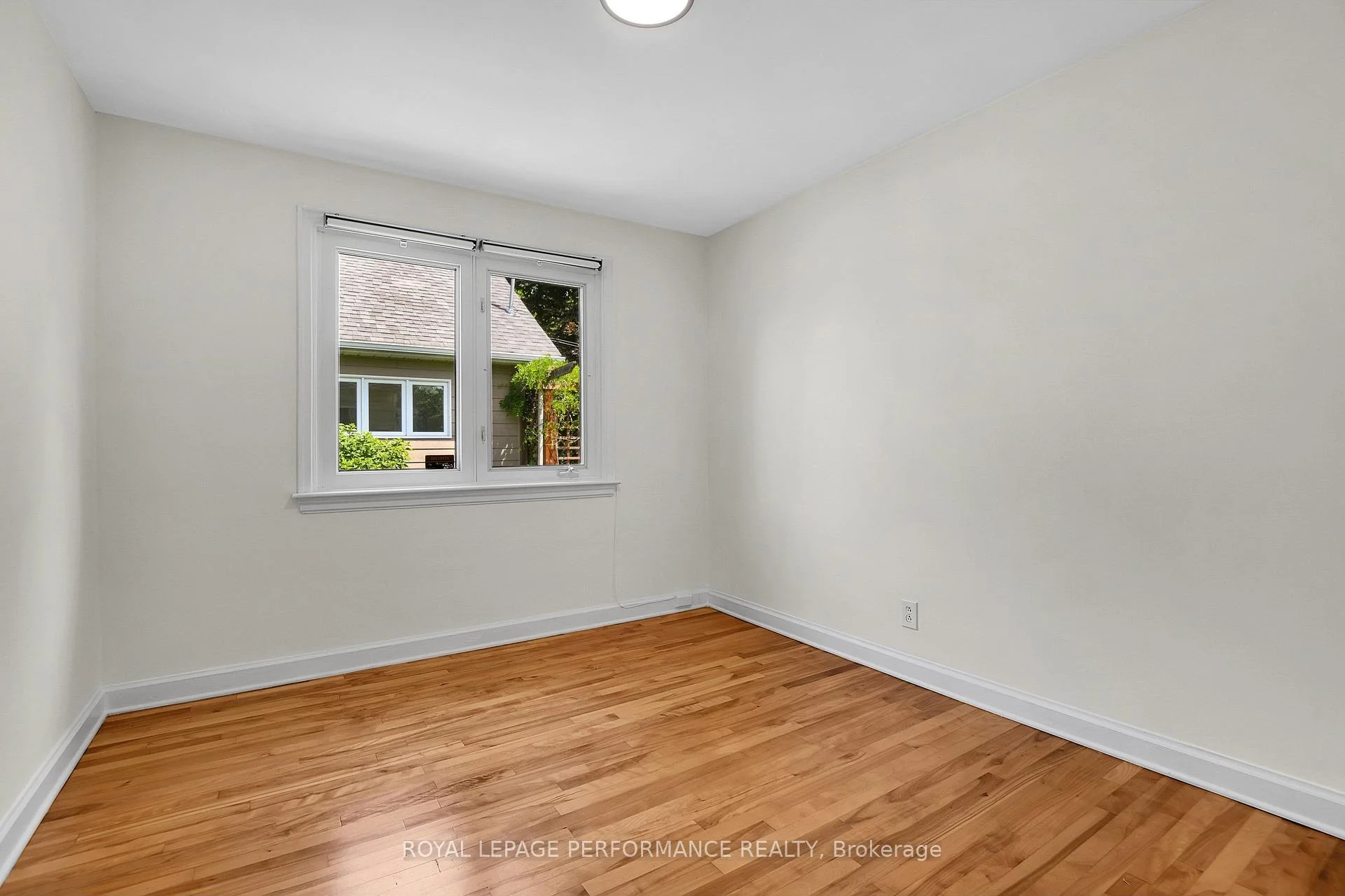 Photo 15 of 2243 Hillary Avenue, Ottawa, Alta Vista — HOMEH