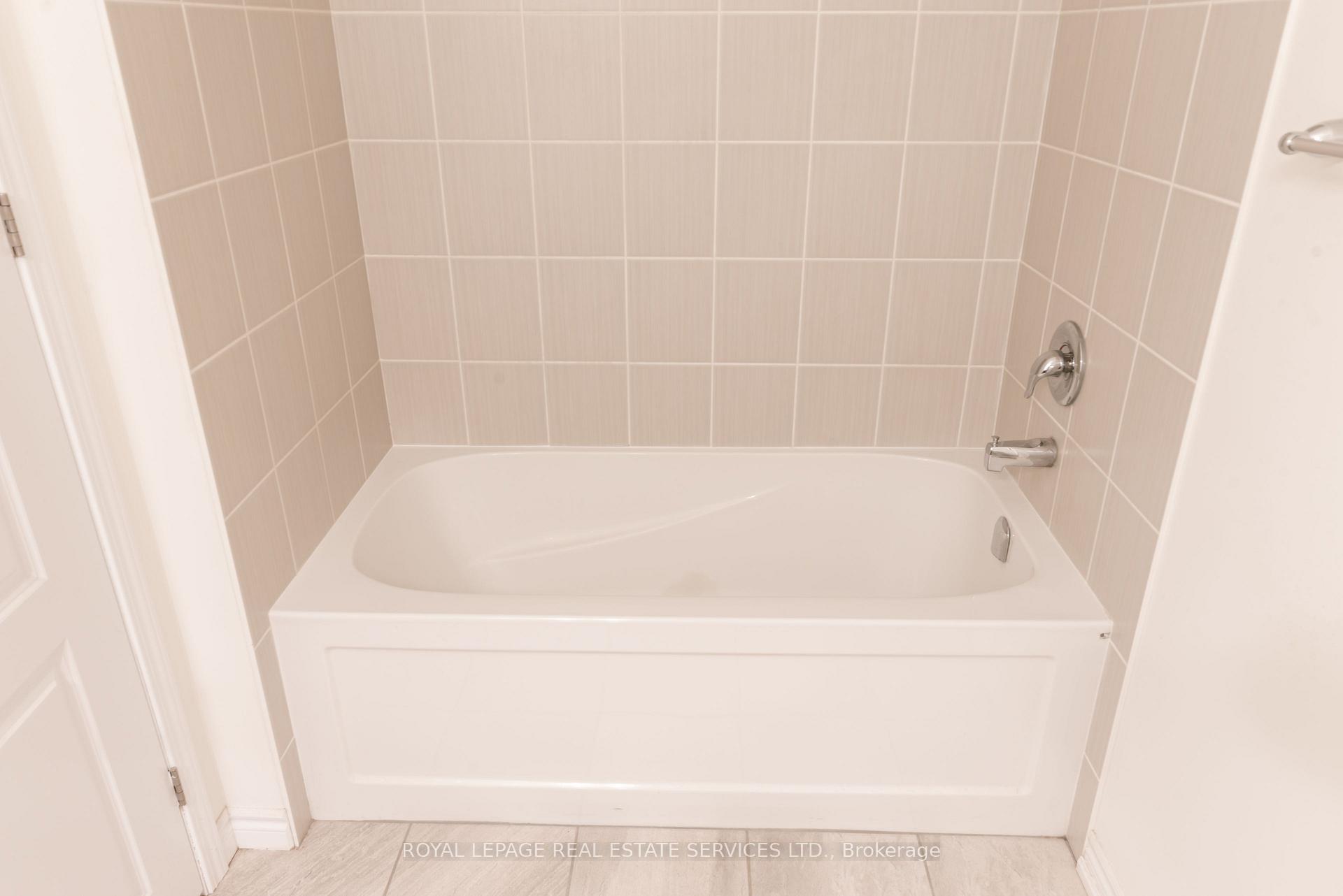 Photo 16 of Unit Upper, 74 Faust Ridge, Vaughan, Kleinburg — HOMEH