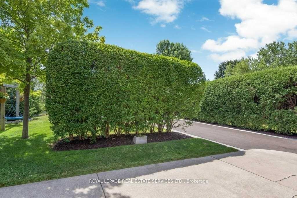 Photo 3 of Unit Main, 386 Broadway Avenue, Milton, Old Milton — HOMEH
