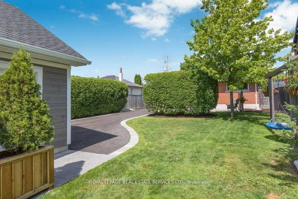 Photo 7 of Unit Main, 386 Broadway Avenue, Milton, Old Milton — HOMEH