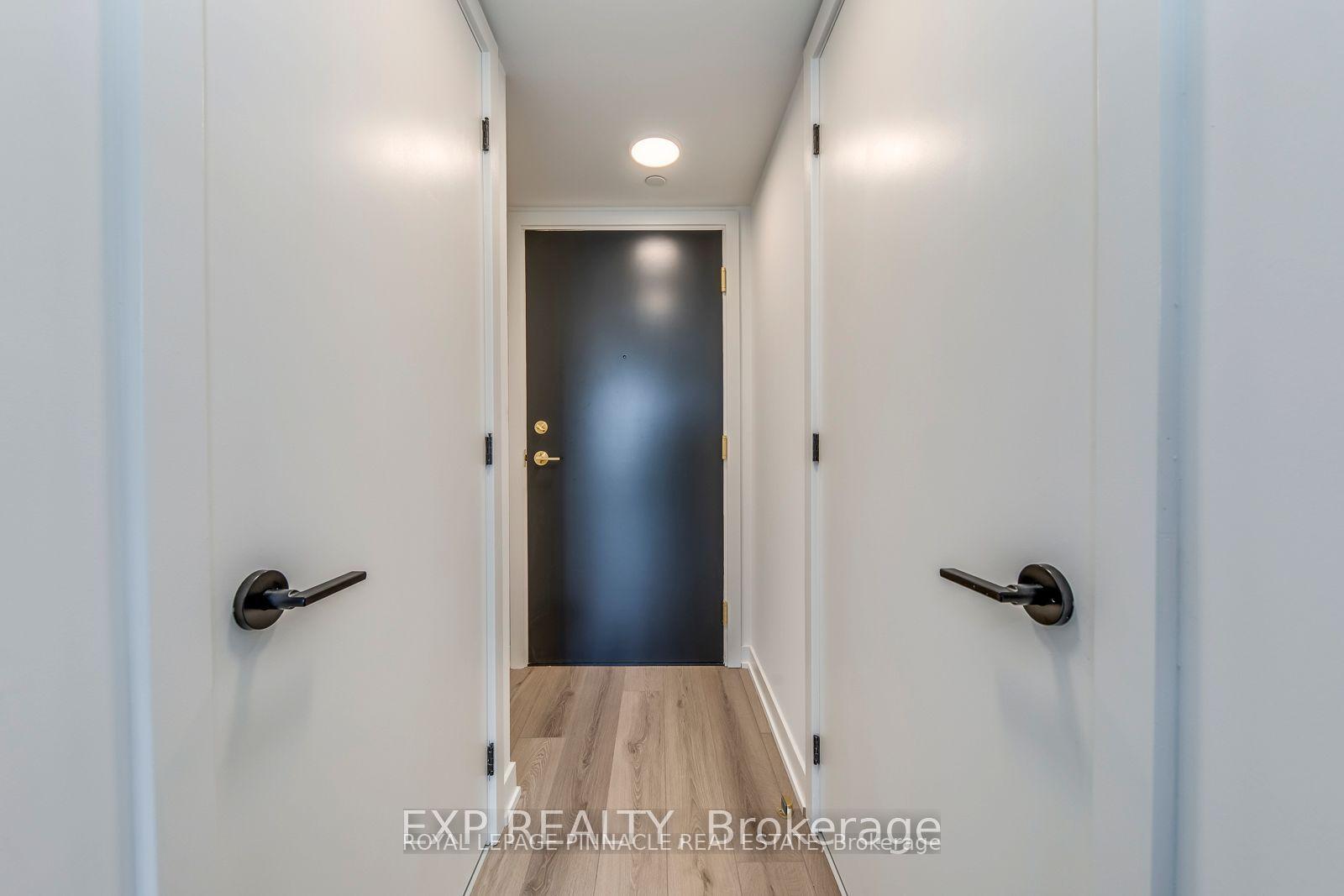 Photo 3 of Unit 415, 5 Lakeview Avenue, Toronto, Trinity-Bellwoods — HOMEH
