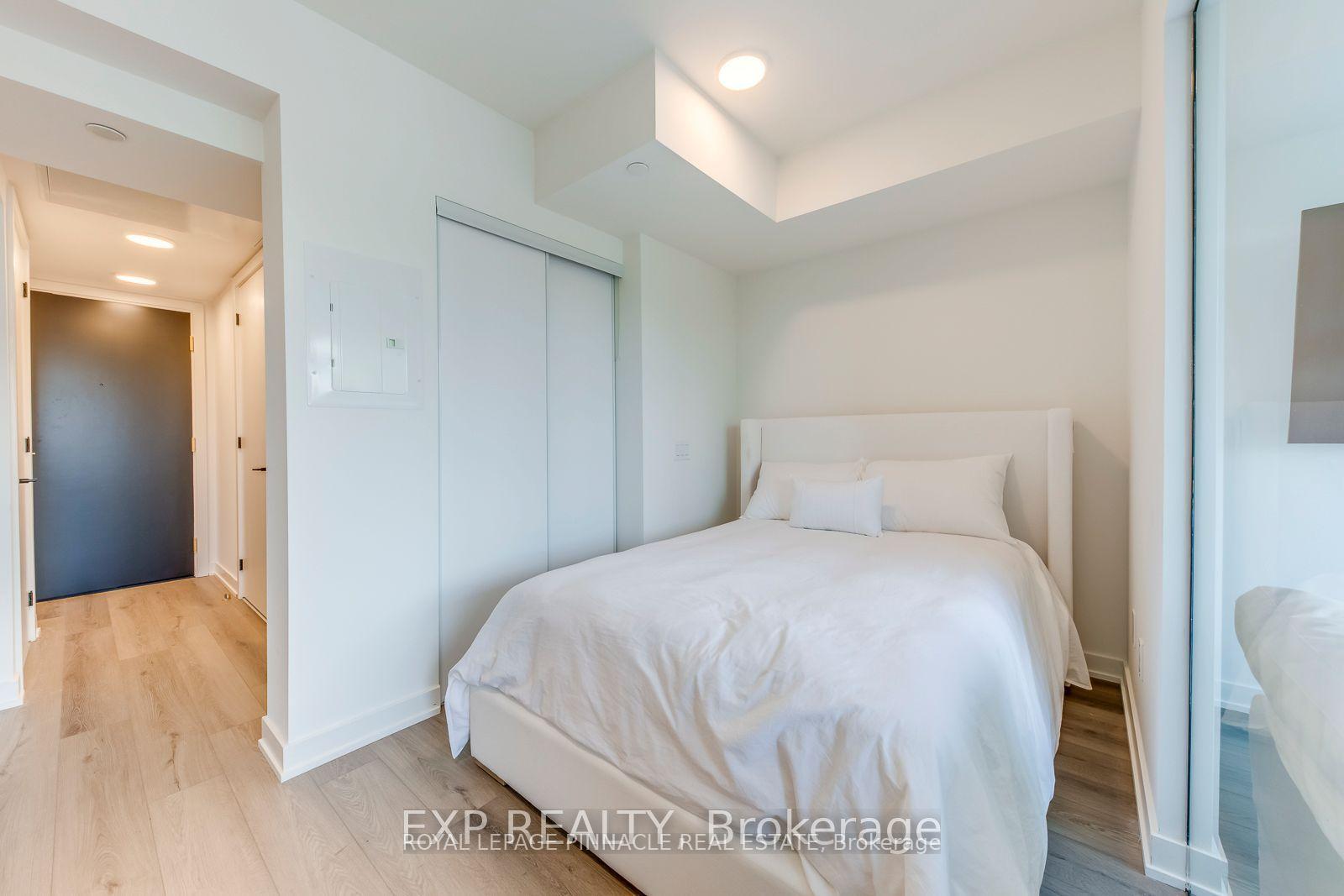 Photo 7 of Unit 415, 5 Lakeview Avenue, Toronto, Trinity-Bellwoods — HOMEH