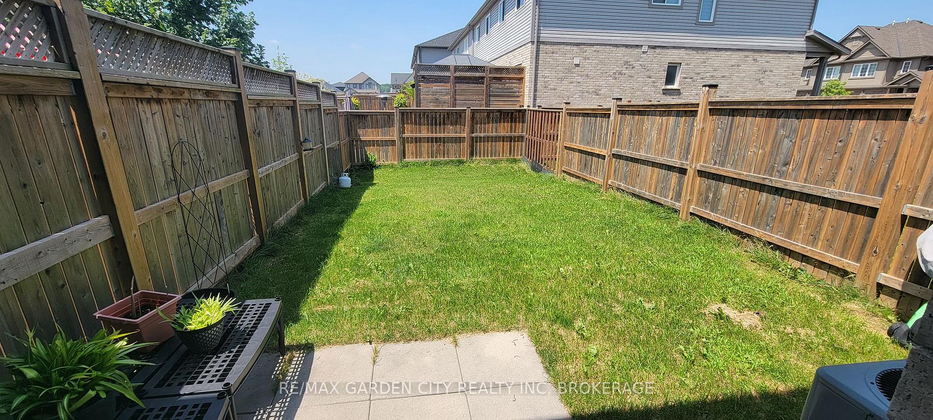 Photo 14 of 5 Lymburner Street, Pelham, Fonthill — HOMEH