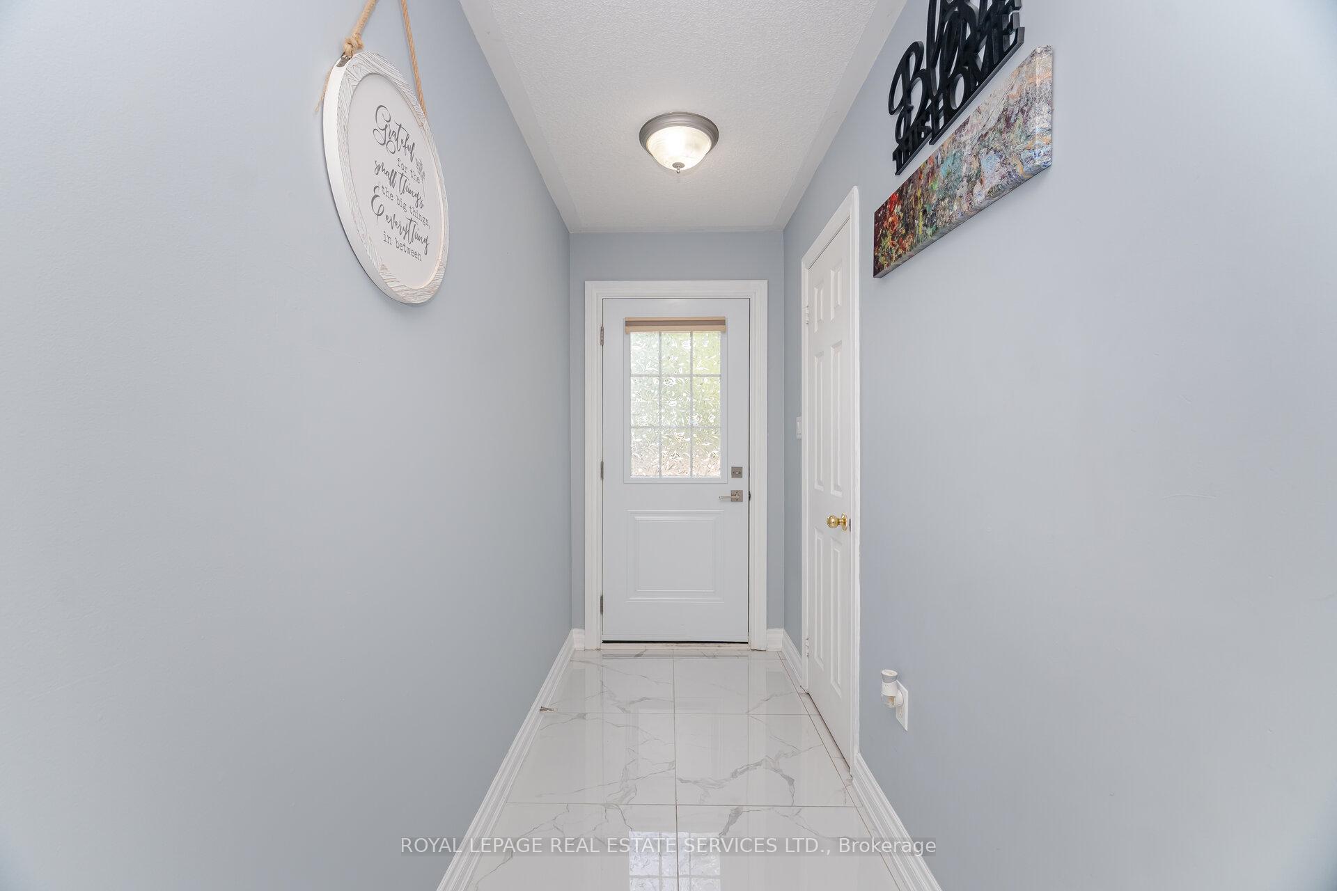 Photo 6 of Unit 6, 430 Mapleview Drive E, Barrie, Painswick South — HOMEH