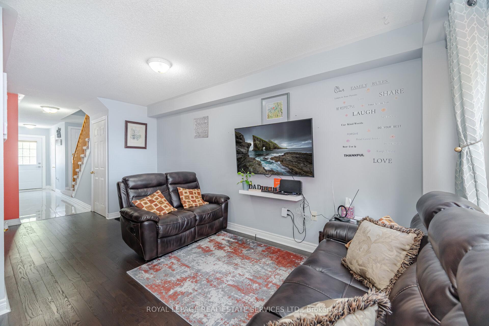 Photo 8 of Unit 6, 430 Mapleview Drive E, Barrie, Painswick South — HOMEH