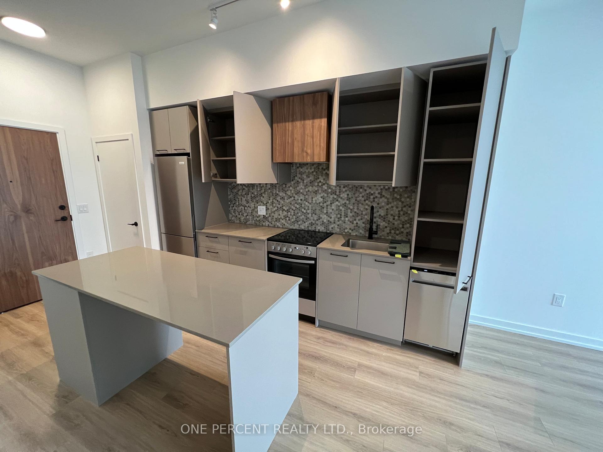 Photo 3 of Unit 617, 10 Lagerfeld Dr N, Brampton, Northwest Brampton — HOMEH