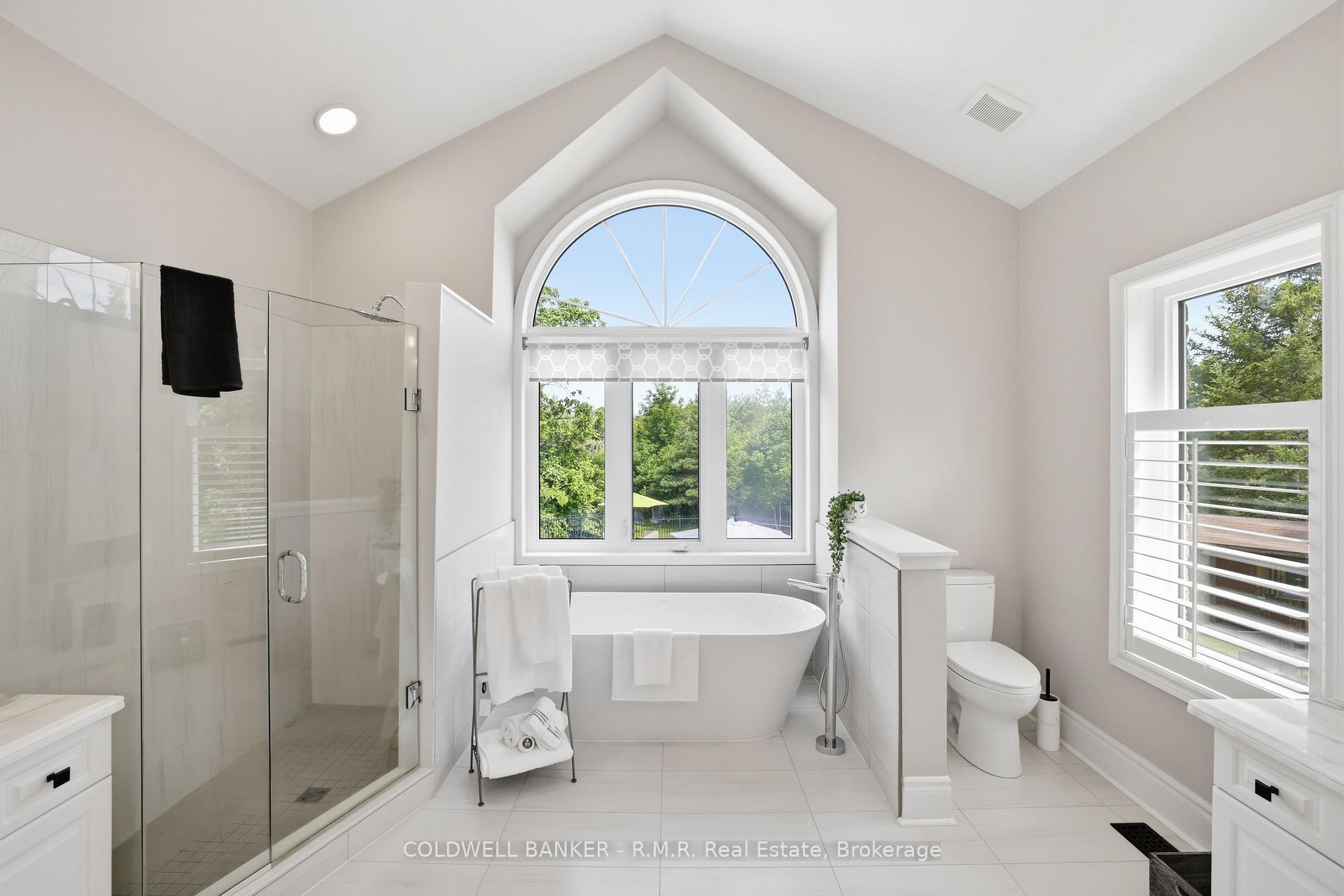 Photo 24 of 50 Venton Court, Clarington, Rural Clarington — HOMEH