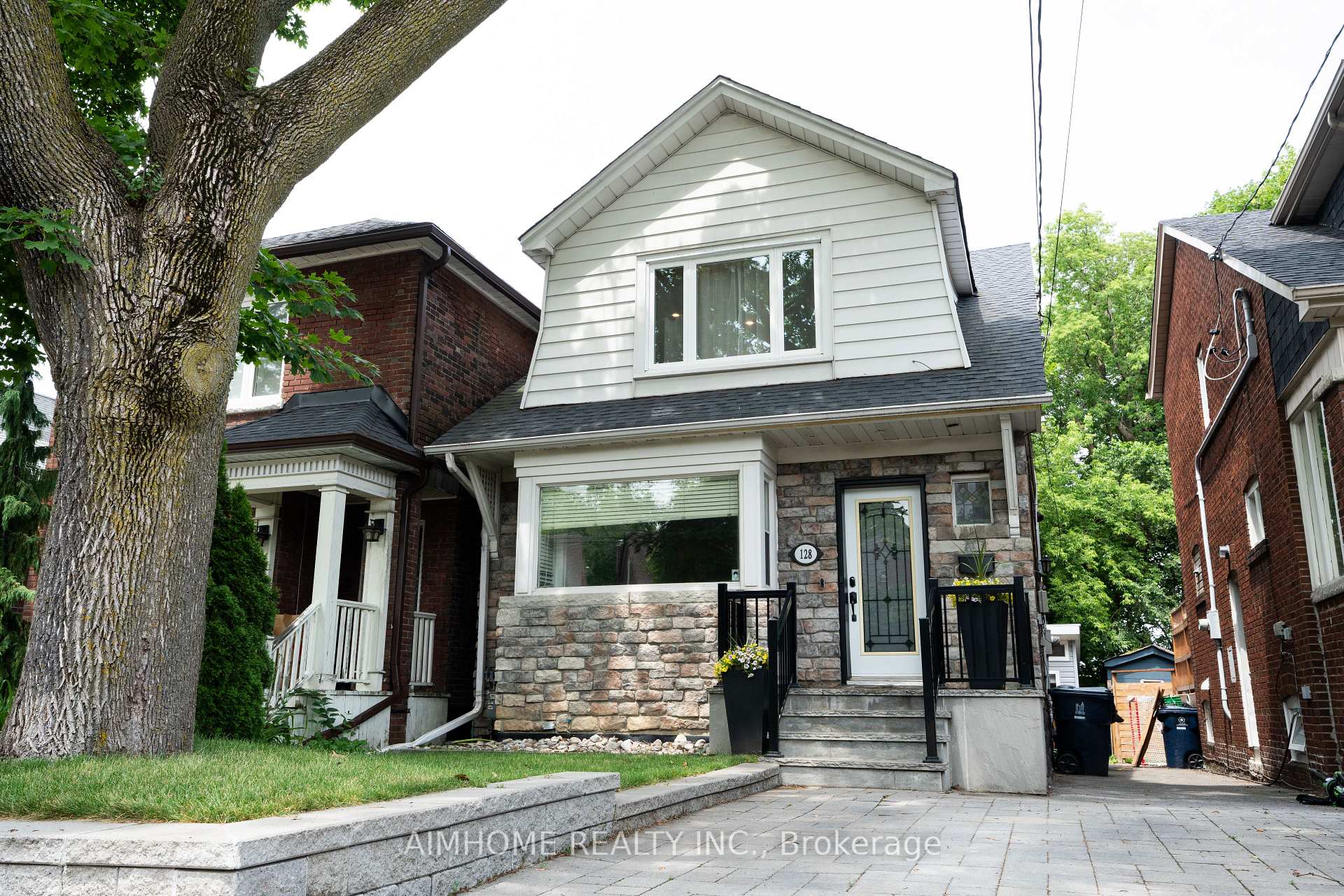 Front of 128 Hopedale Avenue