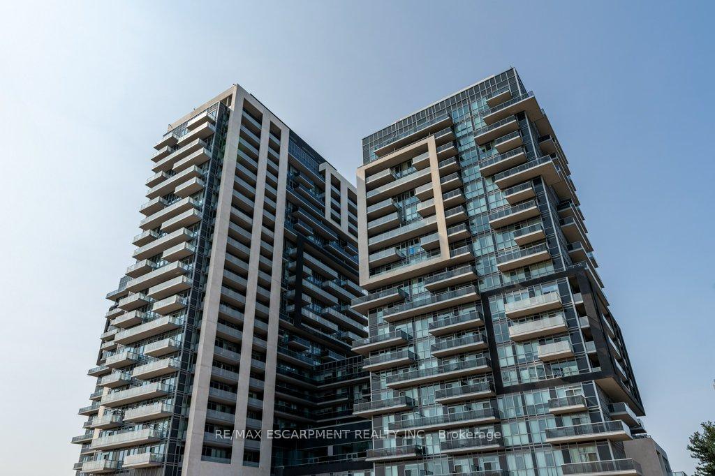 Photo 2 of Unit 1304, 2087 Fairview Street, Burlington, Freeman — HOMEH