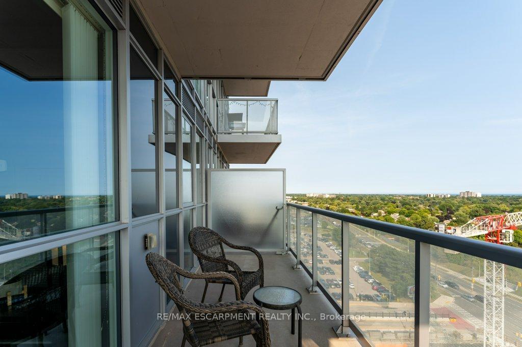 Photo 23 of Unit 1304, 2087 Fairview Street, Burlington, Freeman — HOMEH