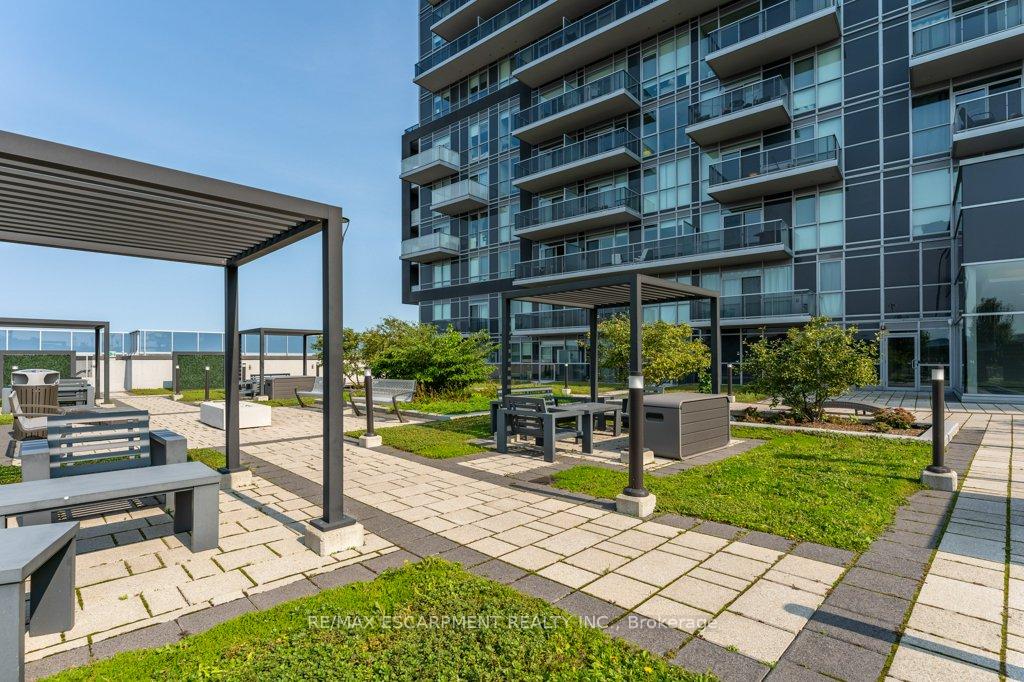 Photo 45 of Unit 1304, 2087 Fairview Street, Burlington, Freeman — HOMEH