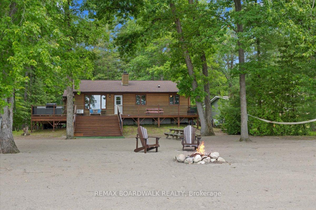 Photo 1 of 178 Baillie Avenue, Ottawa, Constance Bay — HOMEH