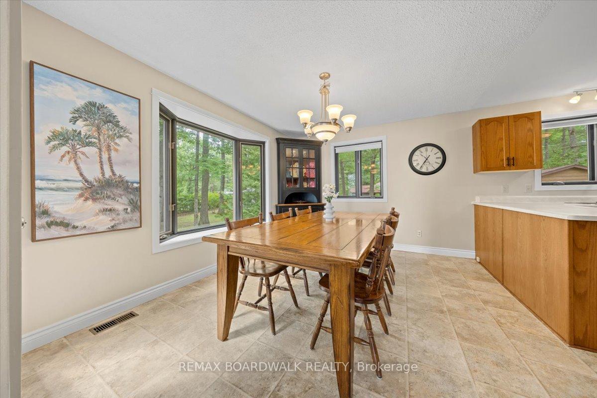 Photo 14 of 178 Baillie Avenue, Ottawa, Constance Bay — HOMEH