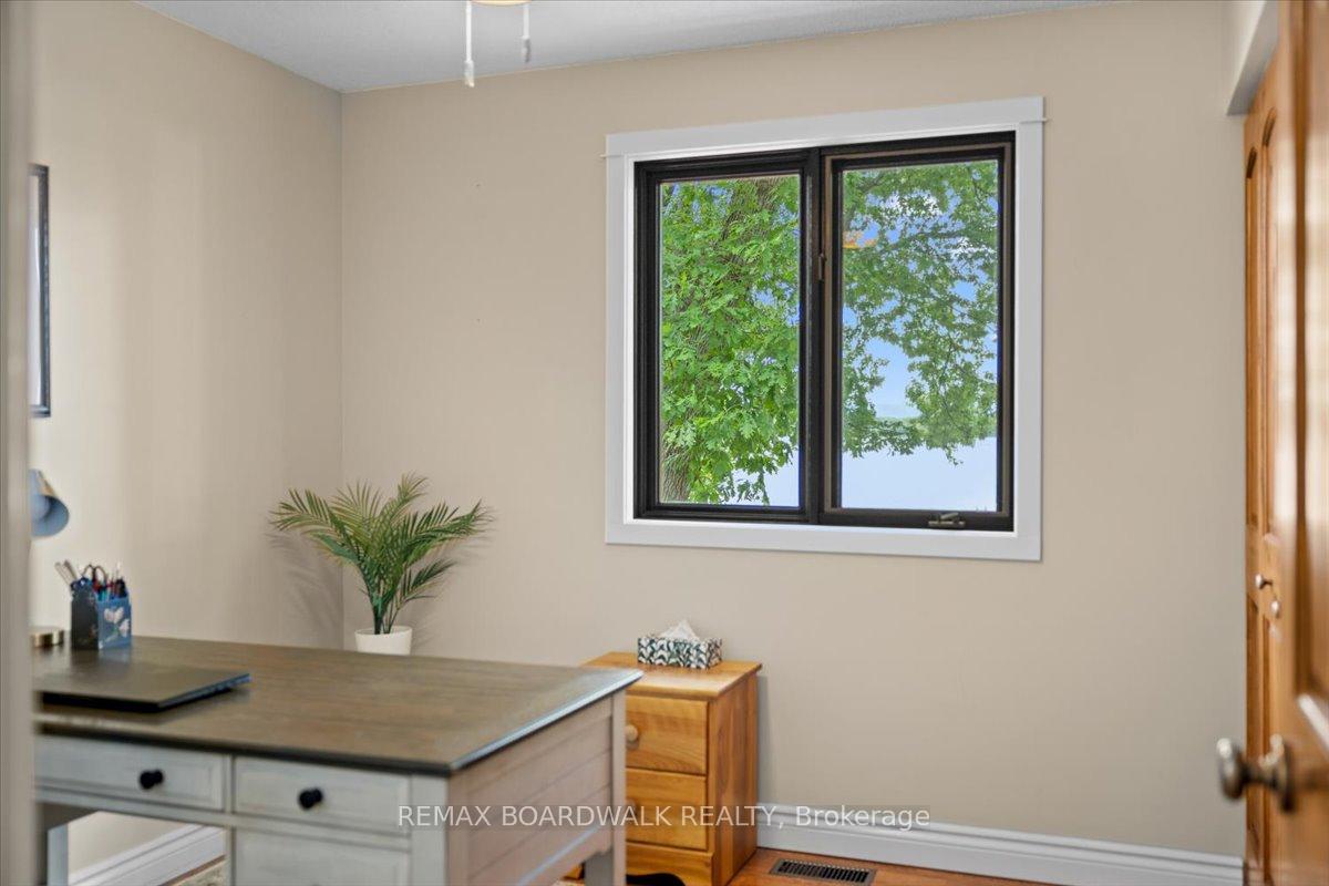 Photo 23 of 178 Baillie Avenue, Ottawa, Constance Bay — HOMEH