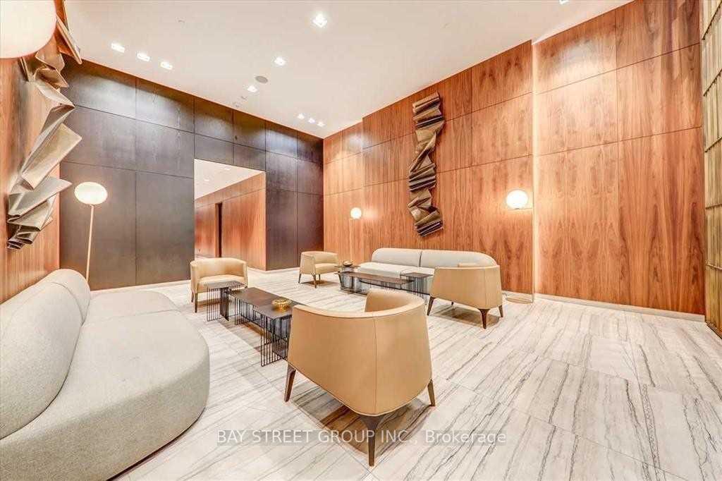 Photo 3 of Unit 4404, 8 Eglinton Avenue E, Toronto, Mount Pleasant West — HOMEH