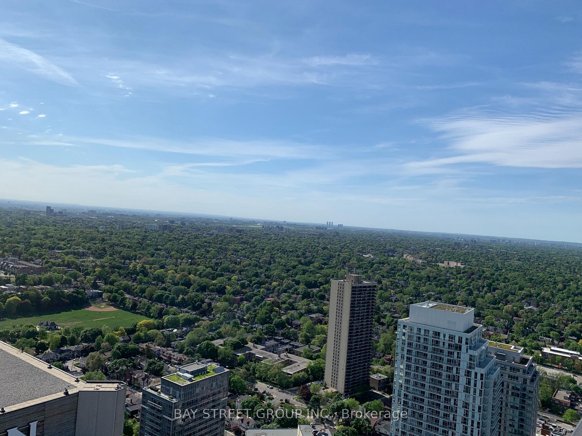 Photo 12 of Unit 4404, 8 Eglinton Avenue E, Toronto, Mount Pleasant West — HOMEH