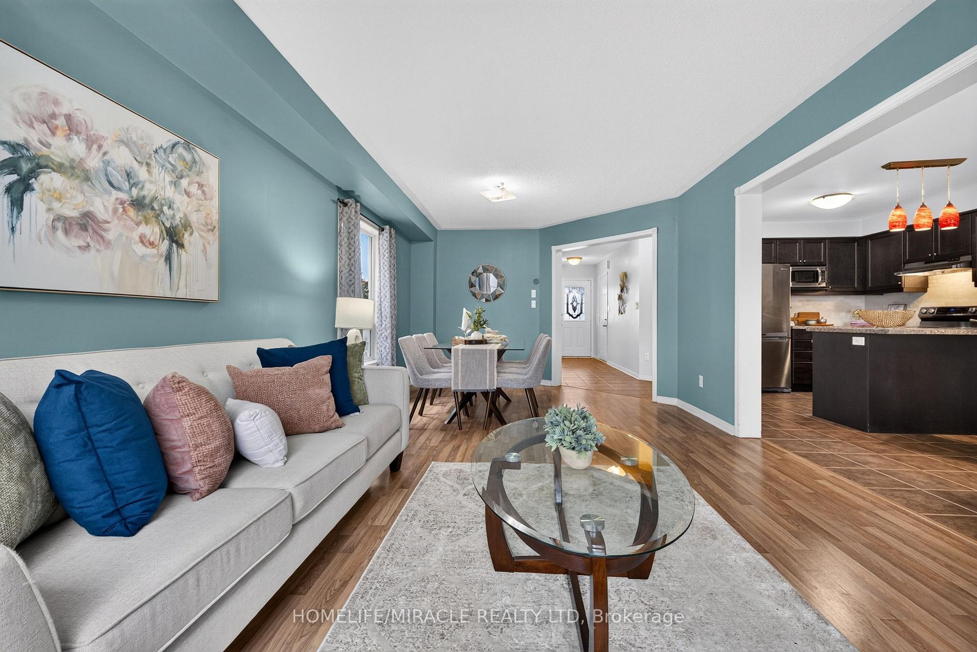 Photo 2 of 1306 Whitelaw Avenue, Oshawa, Pinecrest — HOMEH