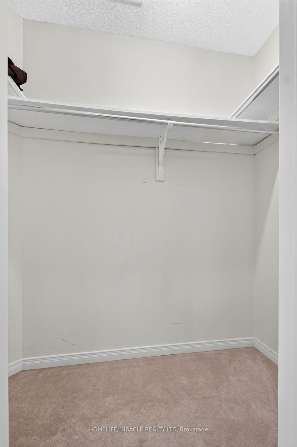 Photo 15 of 1306 Whitelaw Avenue, Oshawa, Pinecrest — HOMEH