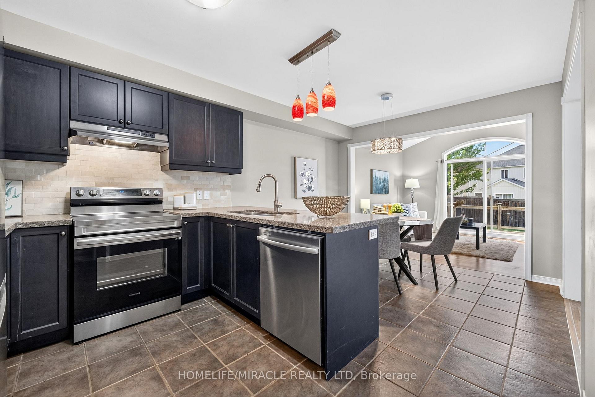 Photo 42 of 1306 Whitelaw Avenue, Oshawa, Pinecrest — HOMEH