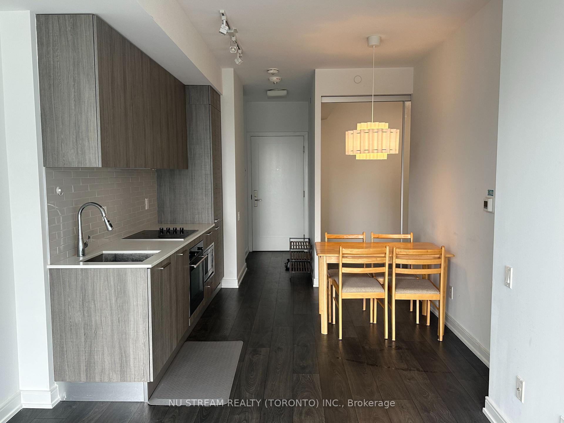 Photo 5 of Unit 2010, 3 Gloucester Street, Toronto, Church-Yonge Corridor — HOMEH
