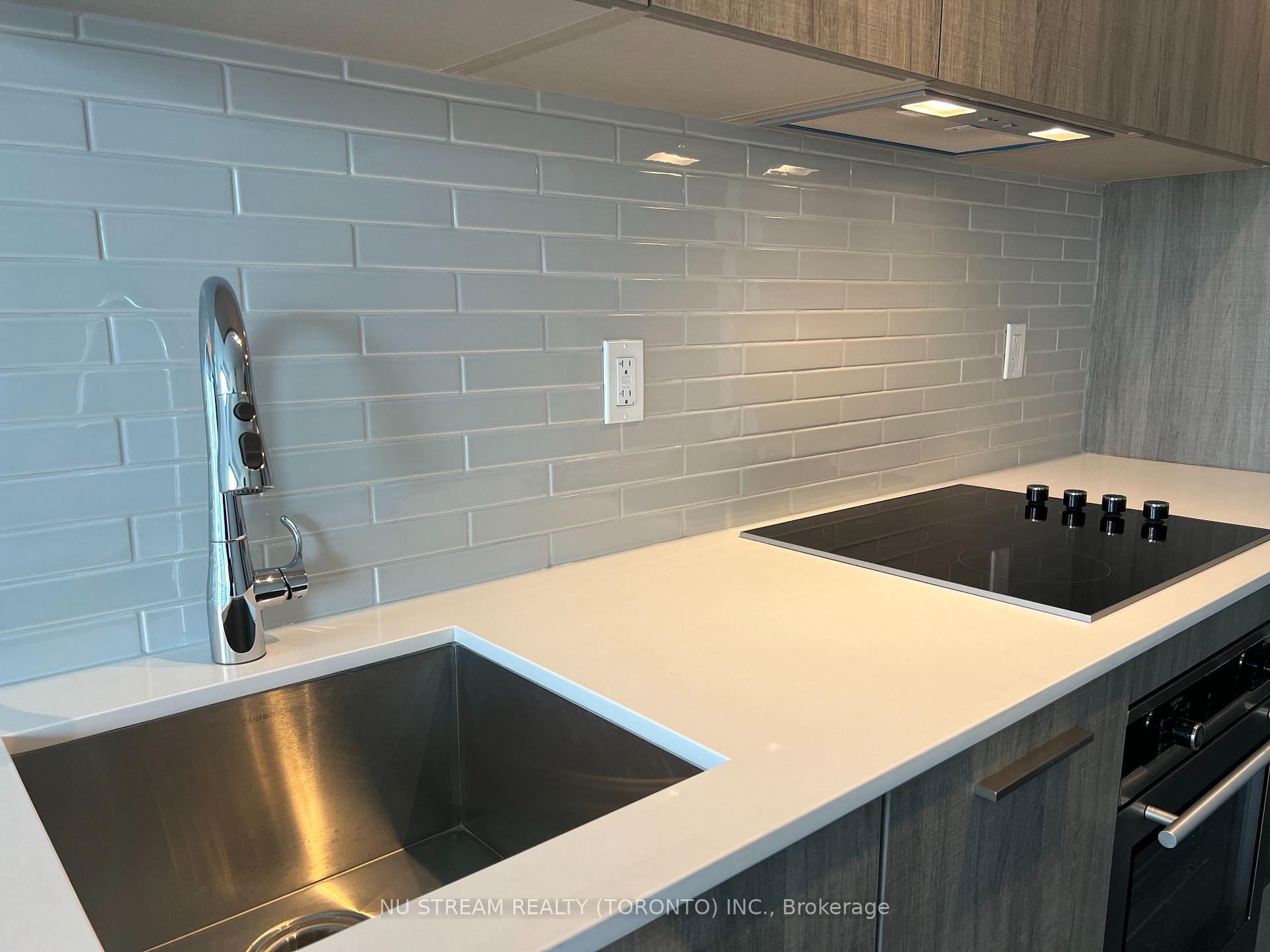 Photo 7 of Unit 2010, 3 Gloucester Street, Toronto, Church-Yonge Corridor — HOMEH