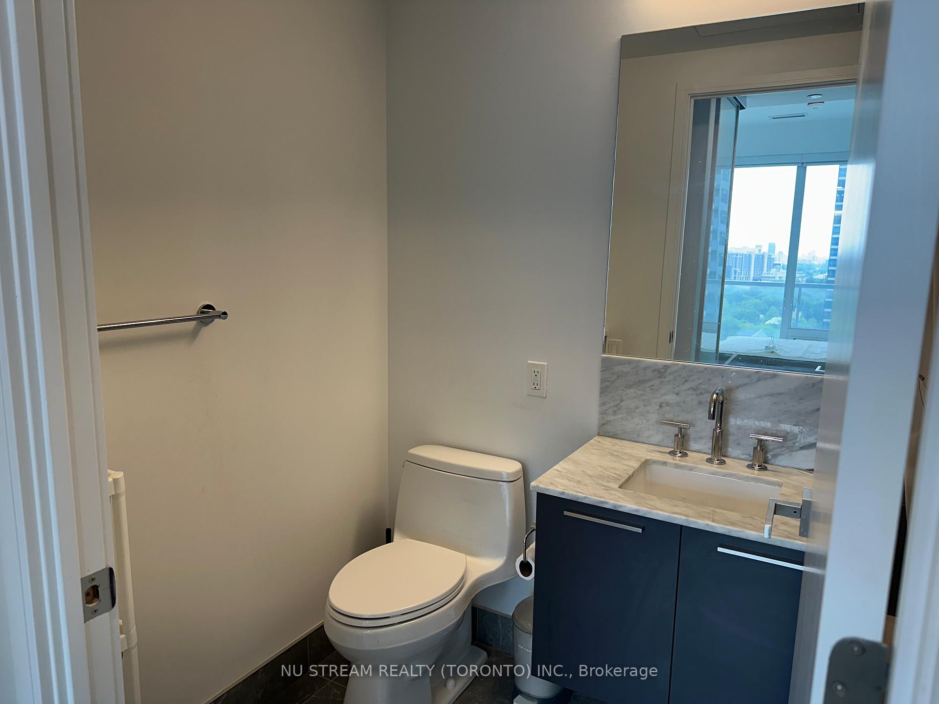 Photo 10 of Unit 2010, 3 Gloucester Street, Toronto, Church-Yonge Corridor — HOMEH