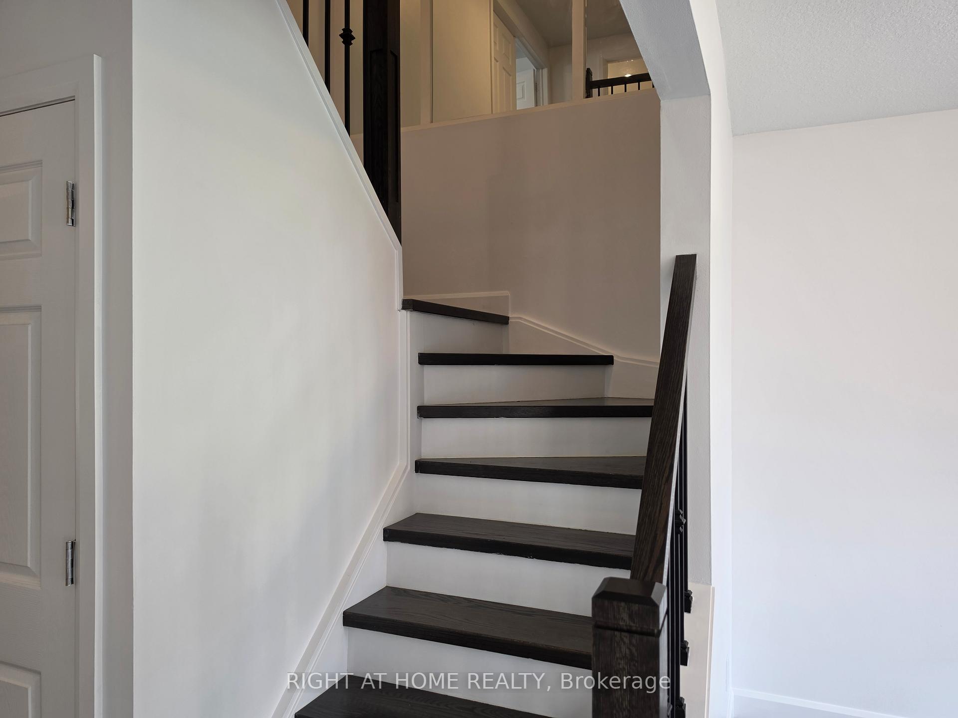 Photo 13 of 127 Dewitt Road, Hamilton, Stoney Creek — HOMEH