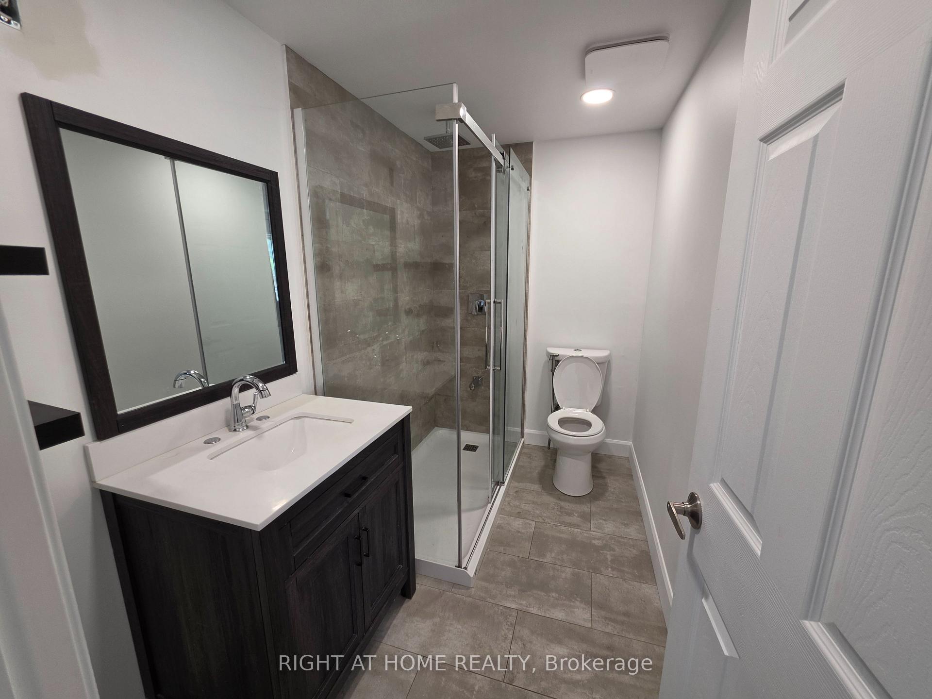 Photo 23 of 127 Dewitt Road, Hamilton, Stoney Creek — HOMEH