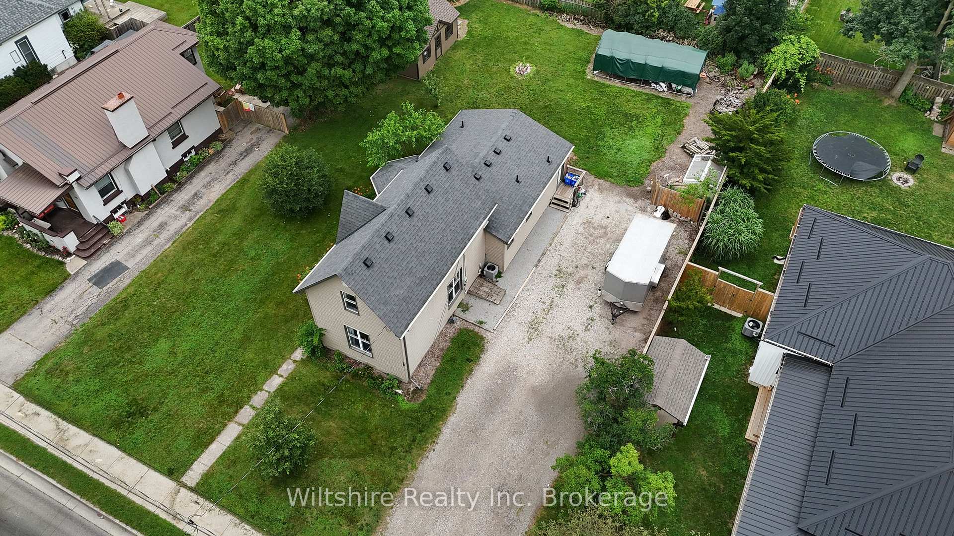 Photo 3 of 38 Harvey Street, Aylmer — HOMEH