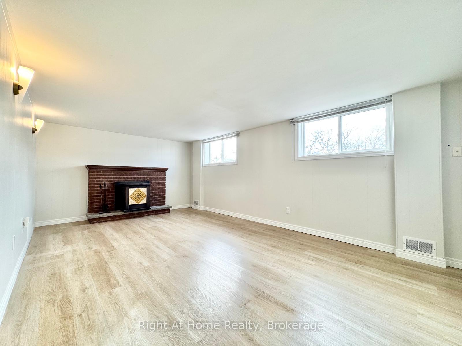 Photo 16 of 221 First Road E, Hamilton, Rural Stoney Creek — HOMEH