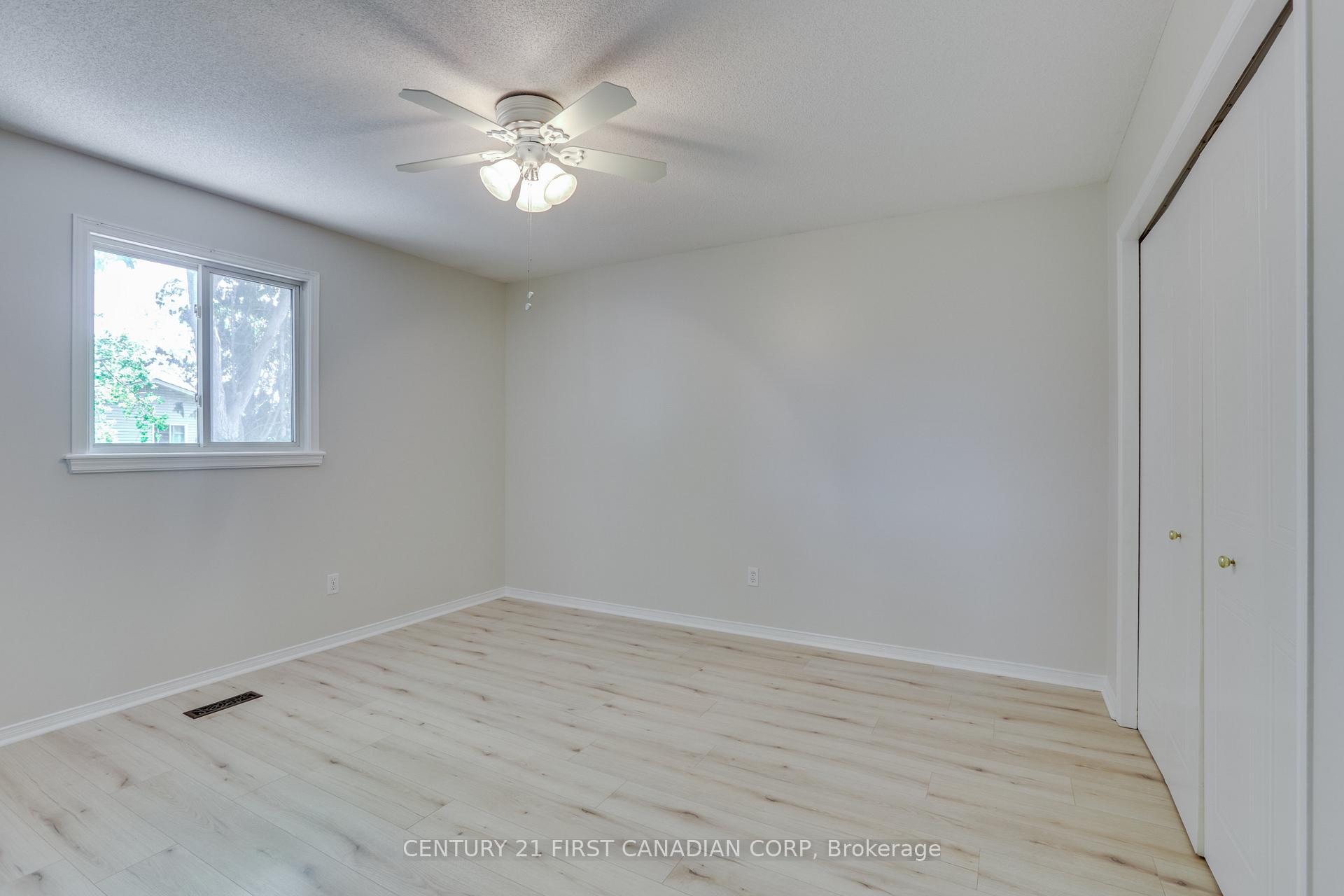 Photo 19 of 604 Talltree Crescent, London, East I — HOMEH