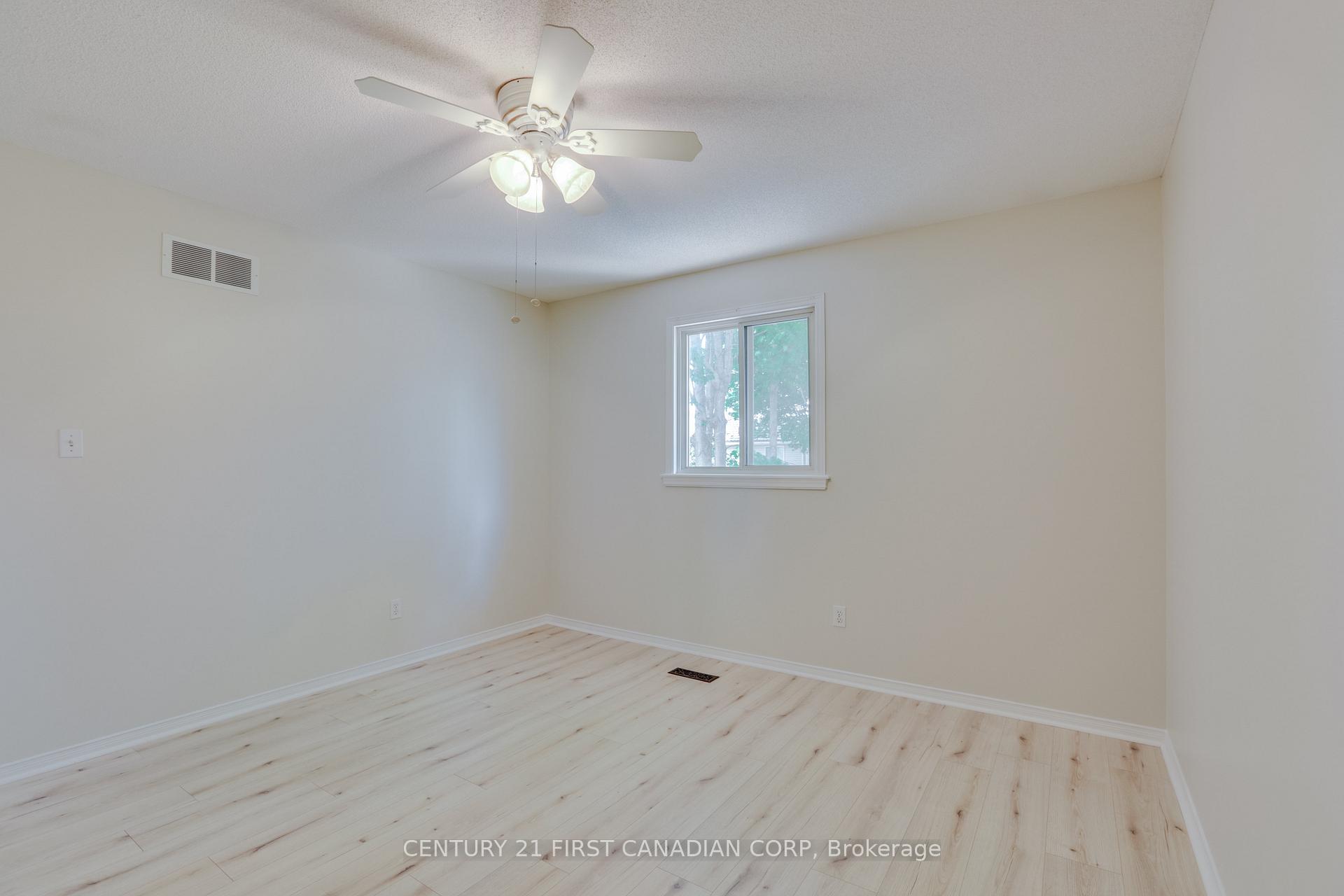 Photo 21 of 604 Talltree Crescent, London, East I — HOMEH