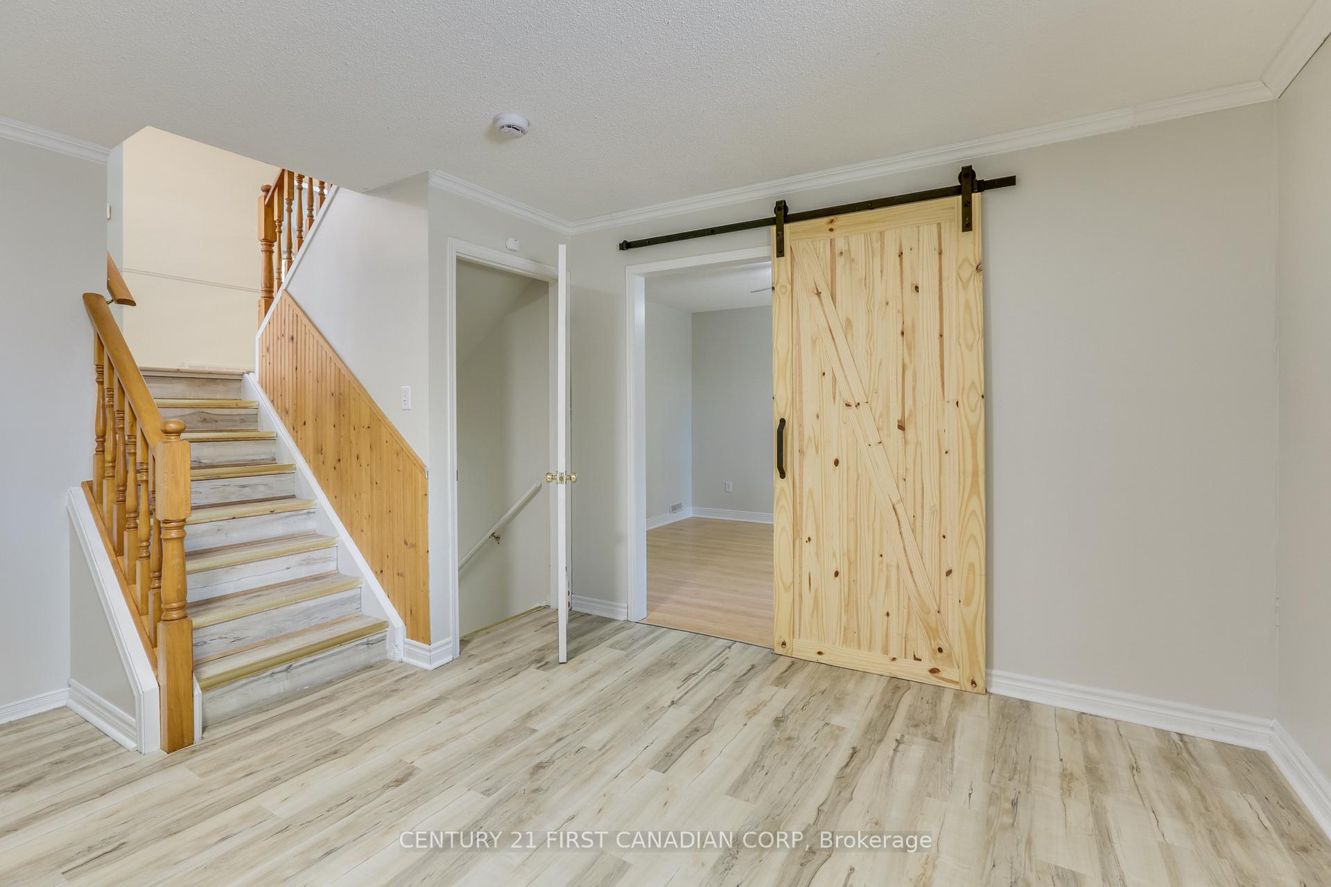 Photo 29 of 604 Talltree Crescent, London, East I — HOMEH