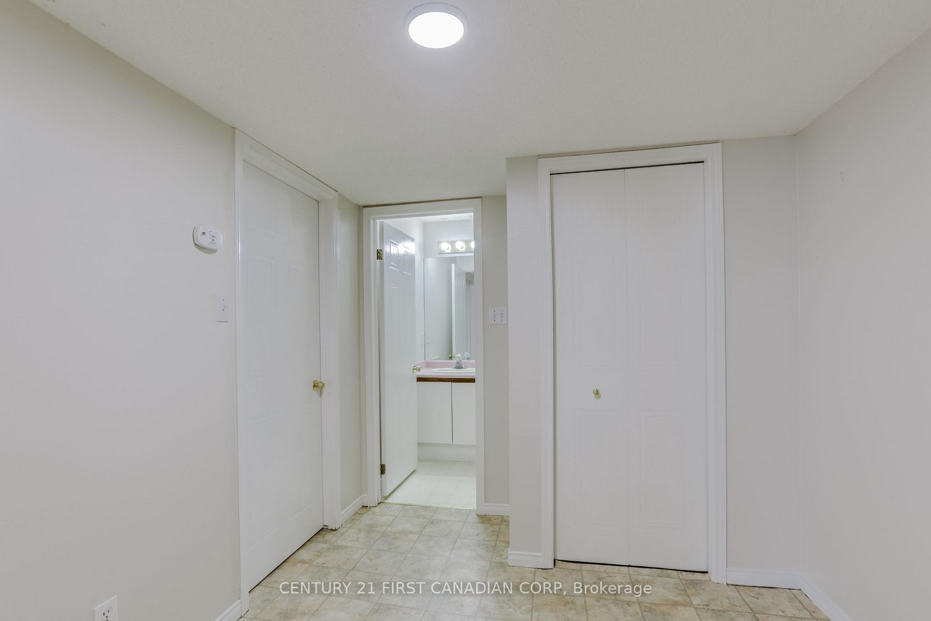 Photo 35 of 604 Talltree Crescent, London, East I — HOMEH