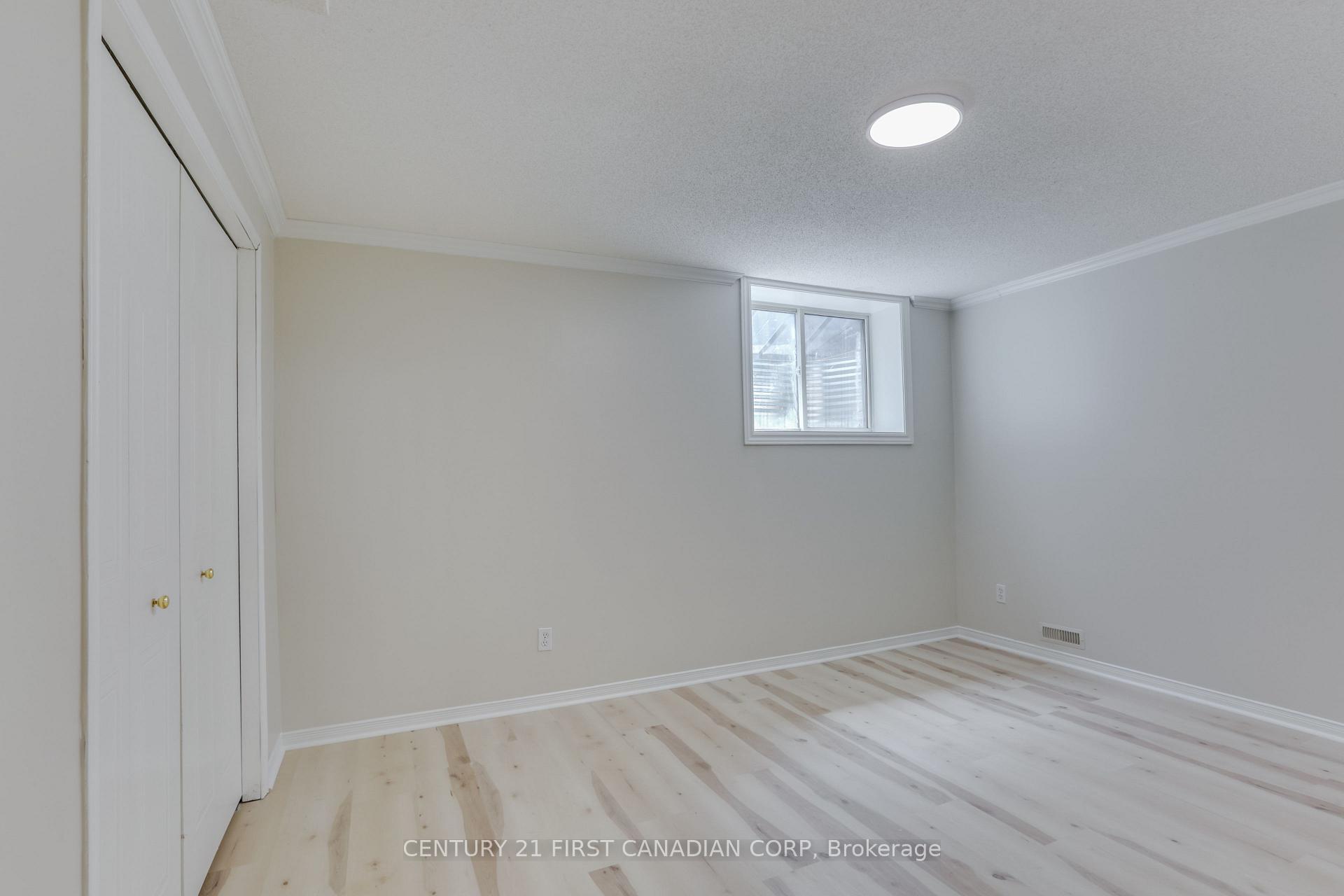 Photo 38 of 604 Talltree Crescent, London, East I — HOMEH