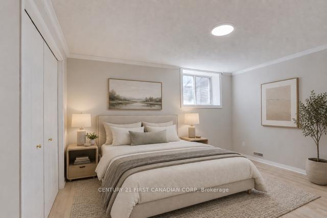 Photo 39 of 604 Talltree Crescent, London, East I — HOMEH