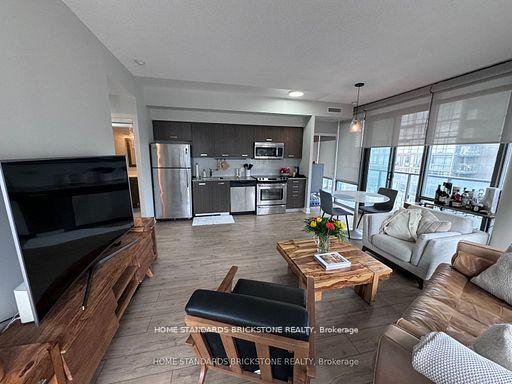 Photo 5 of Unit 1708, 832 Bay Street, Toronto, Bay Street Corridor — HOMEH