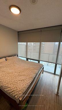 Photo 17 of Unit 1708, 832 Bay Street, Toronto, Bay Street Corridor — HOMEH