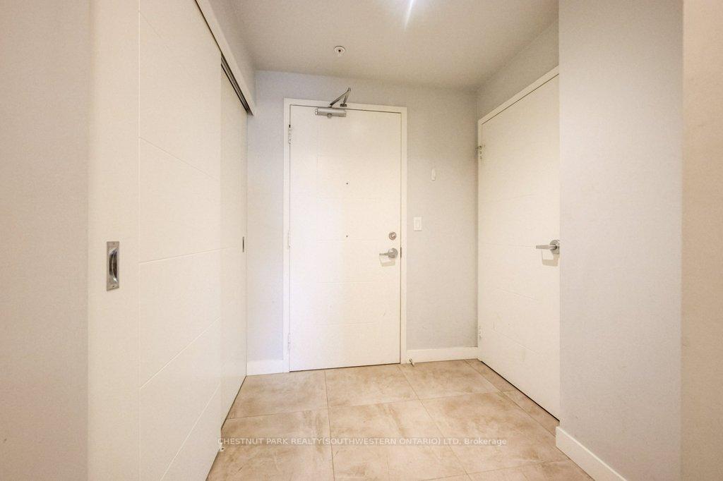 Photo 4 of Unit B601, 62 Balsam Street, Waterloo, Beechwood/University — HOMEH