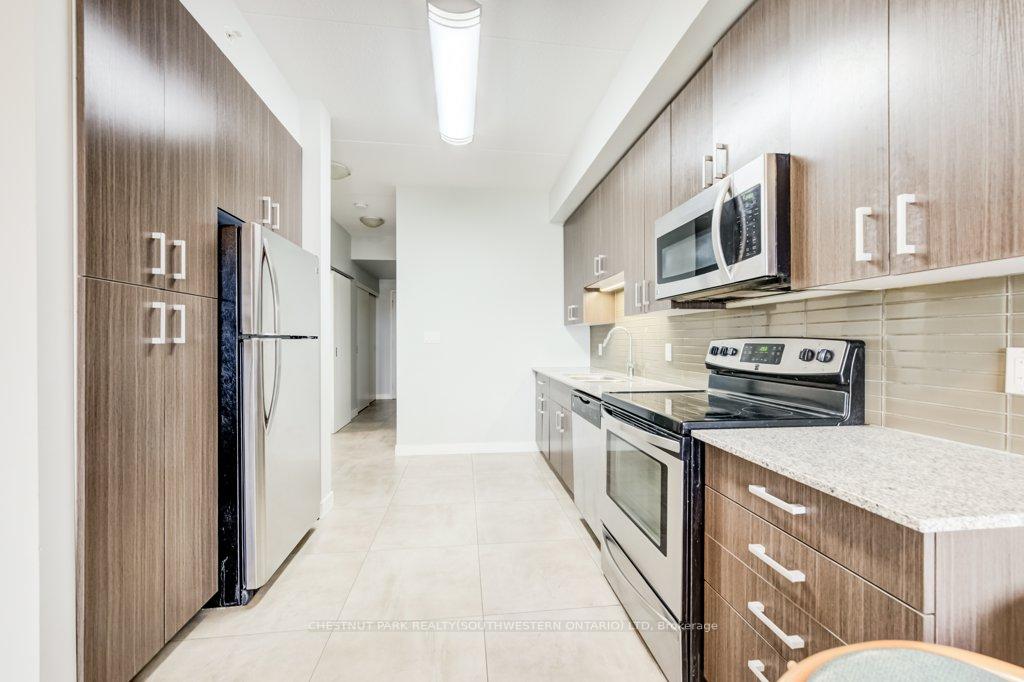 Photo 8 of Unit B601, 62 Balsam Street, Waterloo, Beechwood/University — HOMEH