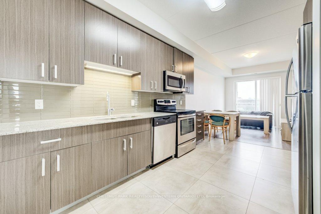 Photo 10 of Unit B601, 62 Balsam Street, Waterloo, Beechwood/University — HOMEH