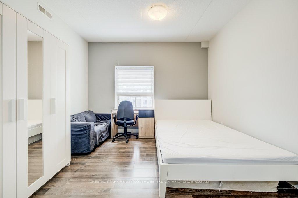 Photo 15 of Unit B601, 62 Balsam Street, Waterloo, Beechwood/University — HOMEH