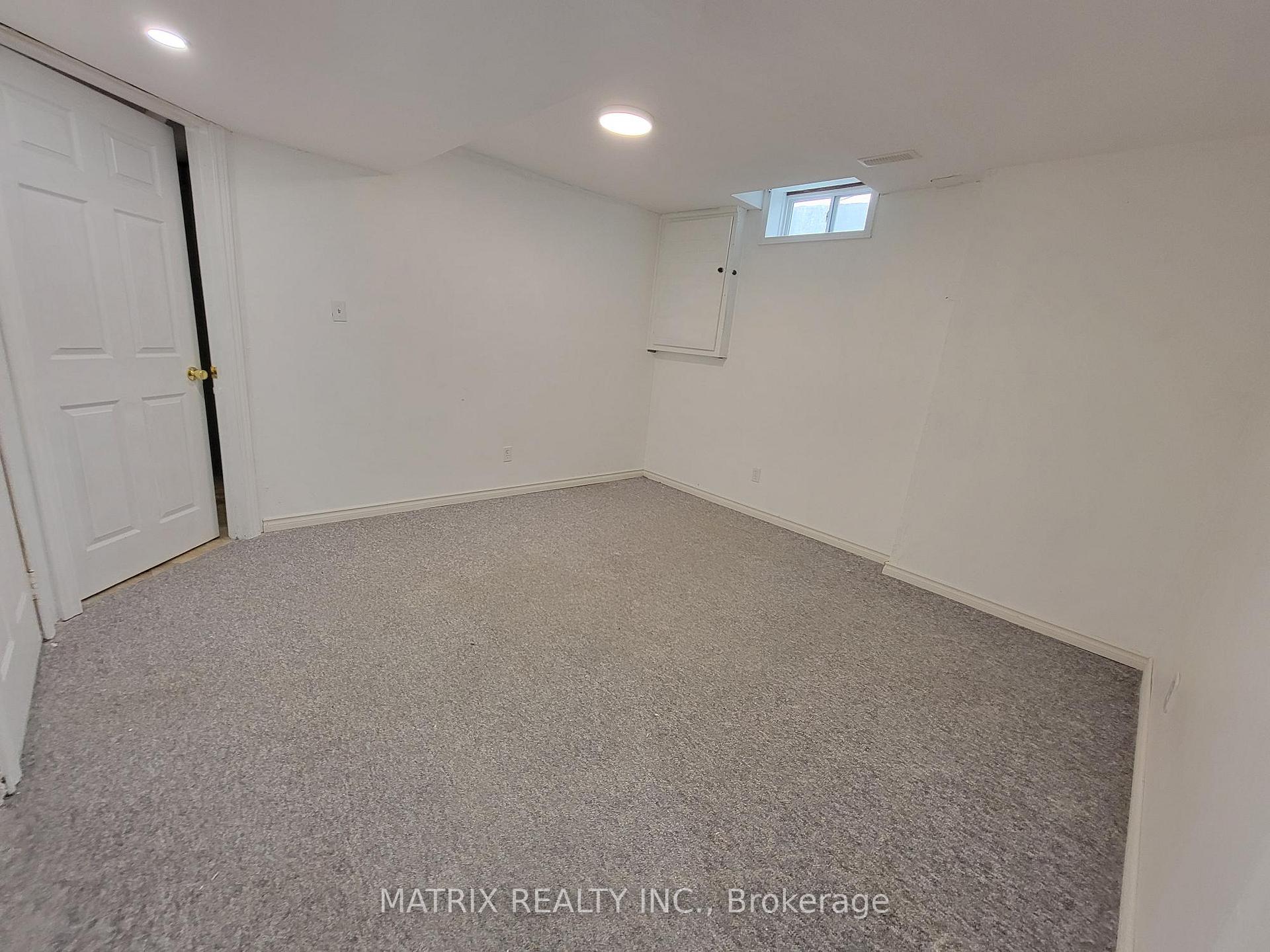 Photo 5 of Unit Unit #1, 17 Summerlea Court, Clarington, Courtice — HOMEH